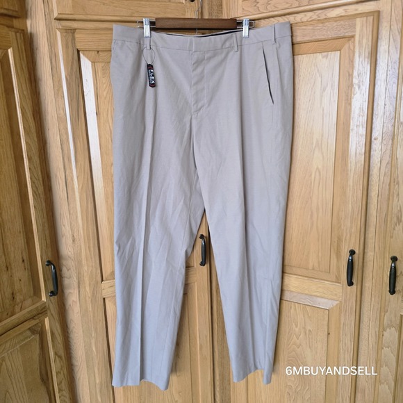 Van Heusen 40x32 Flex Waistband Dress Straight Fit Pants Men's Casual Beige - Picture 1 of 13